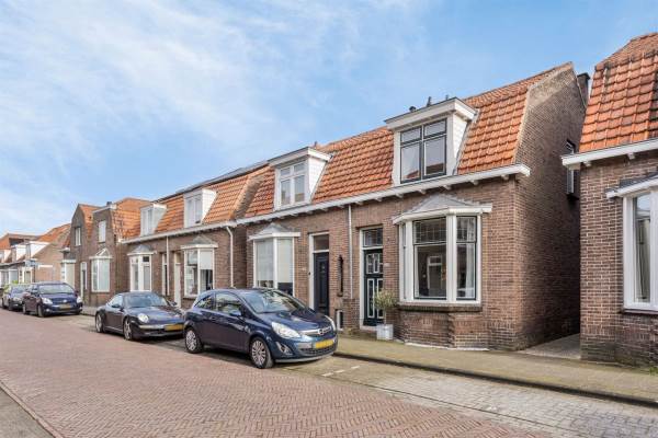 Woning Admiraal de Ruyterstraat 40 Sliedrecht