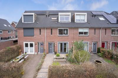 Woning Vilmos Huszrstraat 25 Rotterdam