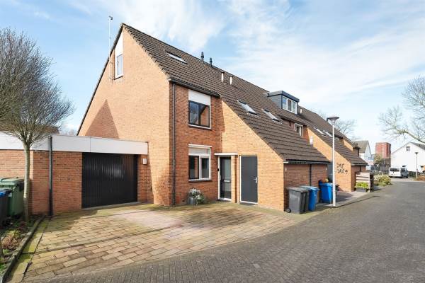Woning Domela Nieuwenhuisware 20 Zwolle