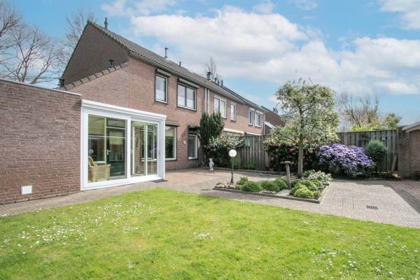 Woning Pastoor Rieterstraat 51 Weert