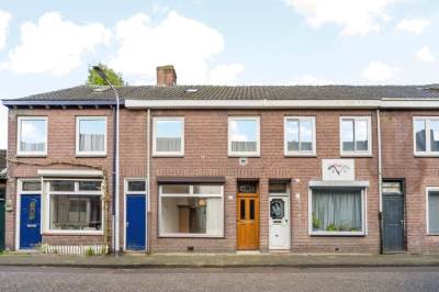 Woning Pastoor van Beurdenstraat 63 Tilburg