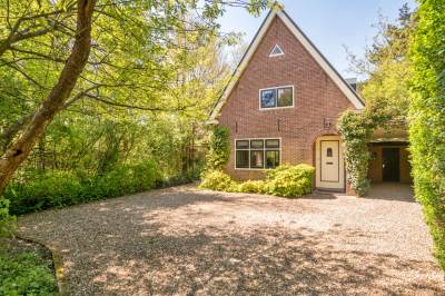 Woning Nachtegalenlaantje 10 Bergen (NH)