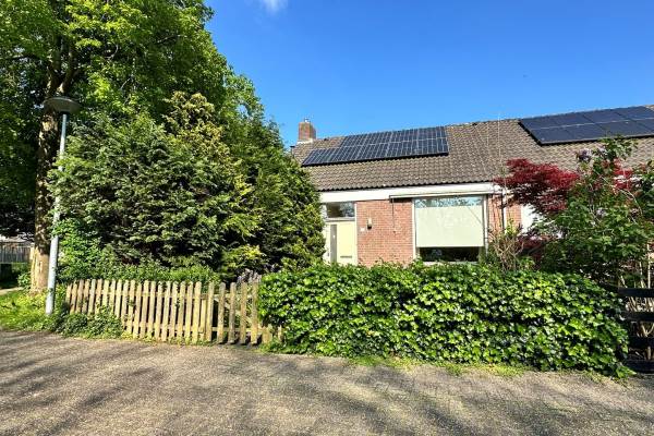 Woning Pieter Wariuslaan 72 Midwoud