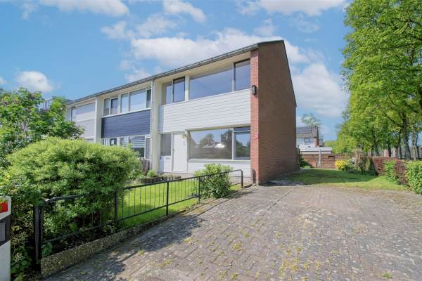 Woning Voeghoutenstraat 42 Klazienaveen