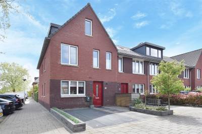 Woning Vrouw Rijssensloot 32 Delft