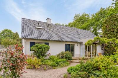 Woning Molekeslaan 1 Nuenen