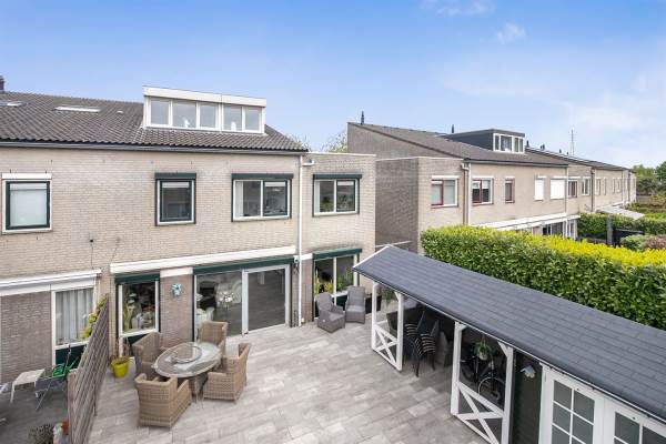 Woning Harriët Freezerstraat 70 Spijkenisse