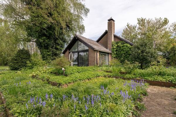 Woning Woerd 38 Kerk-Avezaath (Gem. Buren)