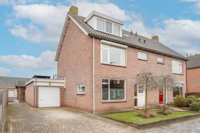 Woning Raadhuisstraat 29 Leerbroek