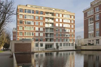 Woning Burgemeester De Monchyplein 230 Den Haag