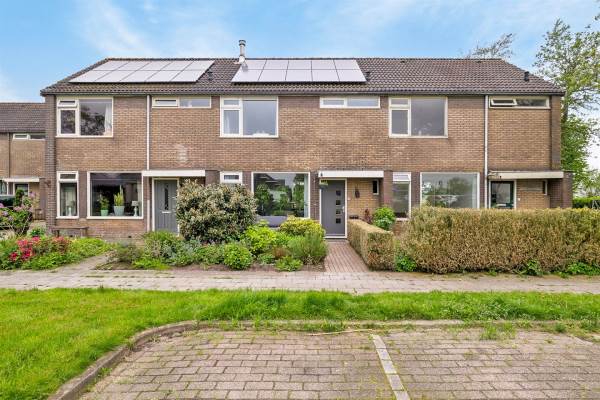 Woning Stationsstraat 46 Sauwerd