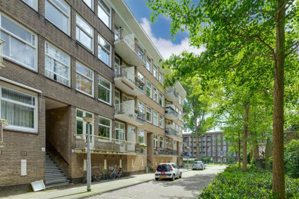 Woning Elegaststraat 4III Amsterdam