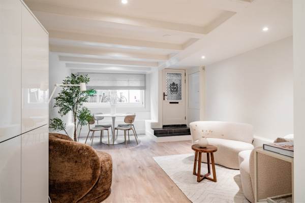 Woning Eerste Weteringdwarsstraat 44A Amsterdam