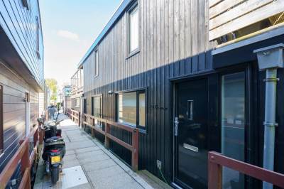 Woning IJsbaanpad 80b Amsterdam