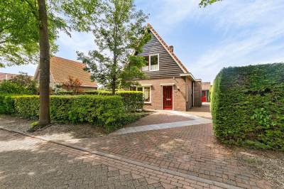 Woning Oudewei 10 Dirksland