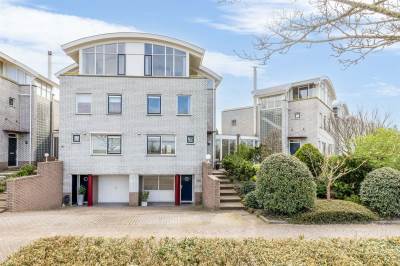 Woning Anne Frankstraat 14 Lisse