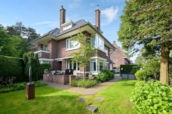 Woning Van Voorschotenlaan 1 Den Haag