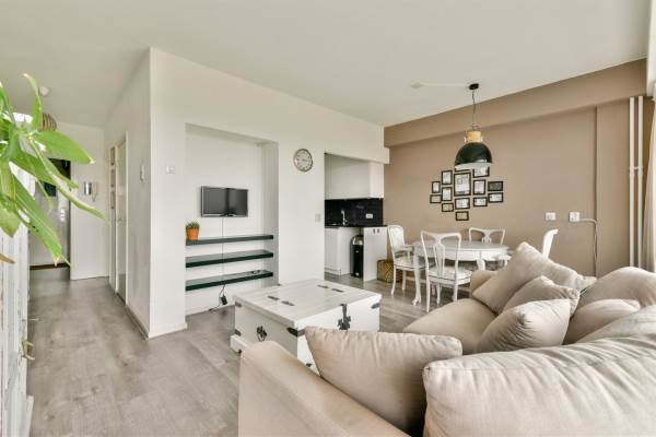 Woning Burgemeester Hogguerstraat 1051 Amsterdam