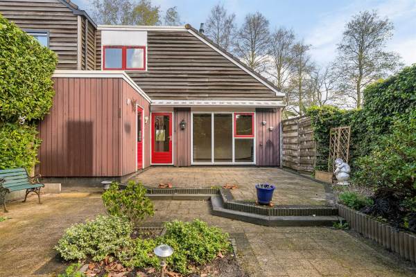 Woning Ambachtsmark 109 Almere