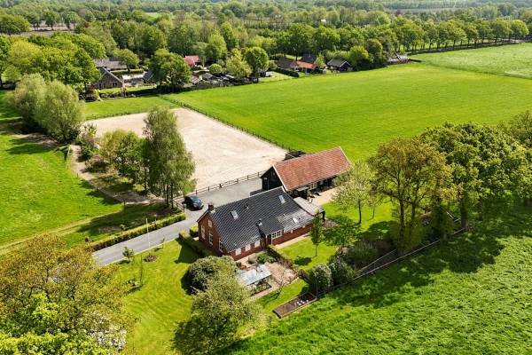 Woning Altenaweg 1 Peize
