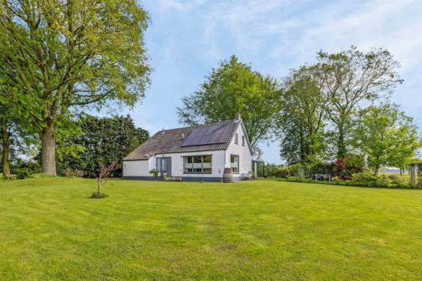 Woning Middenweg 1 Vledderveen (DR)