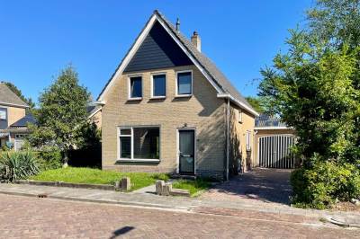 Woning Julianalaan 4 Midlum