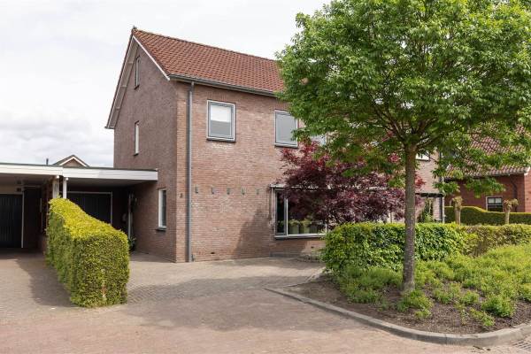 Woning Kapelaan Weijsstraat 5 Denekamp