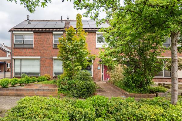 Woning Pastoor Rölingstraat 19 Gaanderen