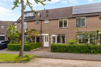 Woning Middelgronden 118 Huizen