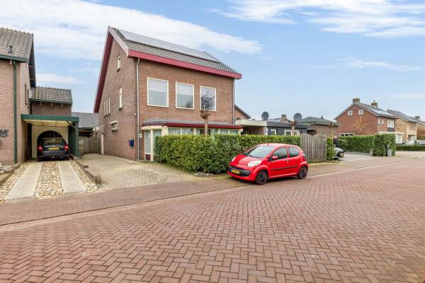 Woning Florastraat 67a Boven-Leeuwen