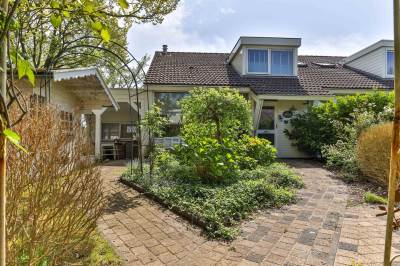 Woning Burgemeester van Panhuyslaan 13 Burgum