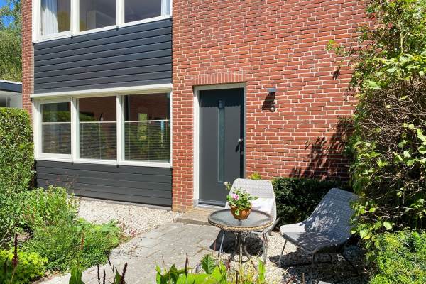 Woning Joseph Bech-Nes 5 Bergen (NH)