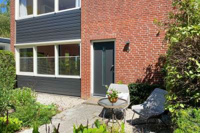Woning Joseph Bech-Nes 5 Bergen (NH)