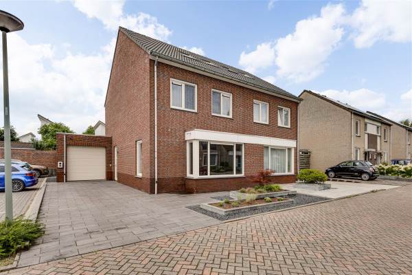 Woning Van Laarsbongerd 1 Heythuysen