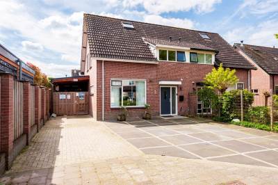 Woning Esdoornstraat 1 Brakel