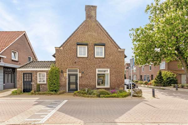 Woning Bernhardstraat 15 Mill