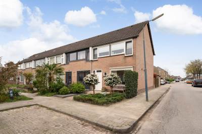 Woning Juliana van Stolberglaan 43 Lopik