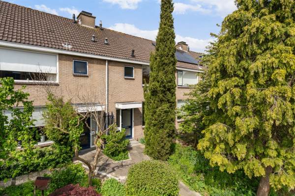 Woning Ruysdaellaan 11 Alblasserdam