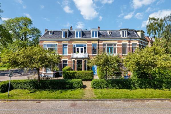 Woning Emmaplein 16 Leeuwarden