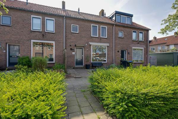 Woning Chrysanthenstraat 13 Purmerend