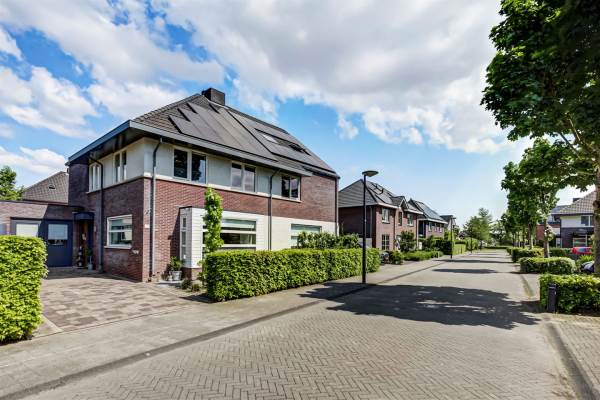 Woning Weversgilde 27 Dronten