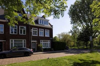 Woning Van Riebeecklaan 1 Haarlem