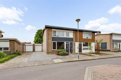 Woning Pastoor Vullersstraat 18 Ospel