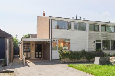 Woning Korenbloemstraat 1 Oosterland
