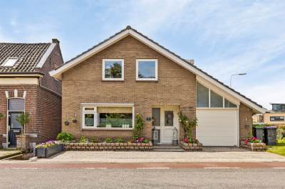 Woning Stationsweg 31 Zuidland