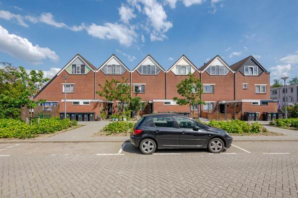 Woning Bazeldijk 8 Rotterdam