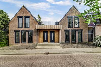 Woning Nieuwestraat 8 Strijen