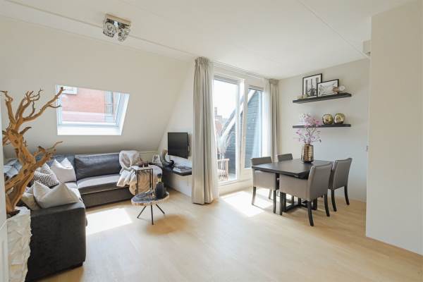 Woning Stationsstraat 20 Spijkenisse