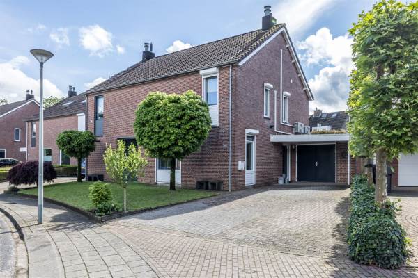 Woning Pastoor Habetsstraat 11 Oirsbeek
