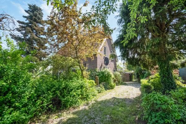 Woning Zijweg Oude Tielseweg 1 Wadenoijen